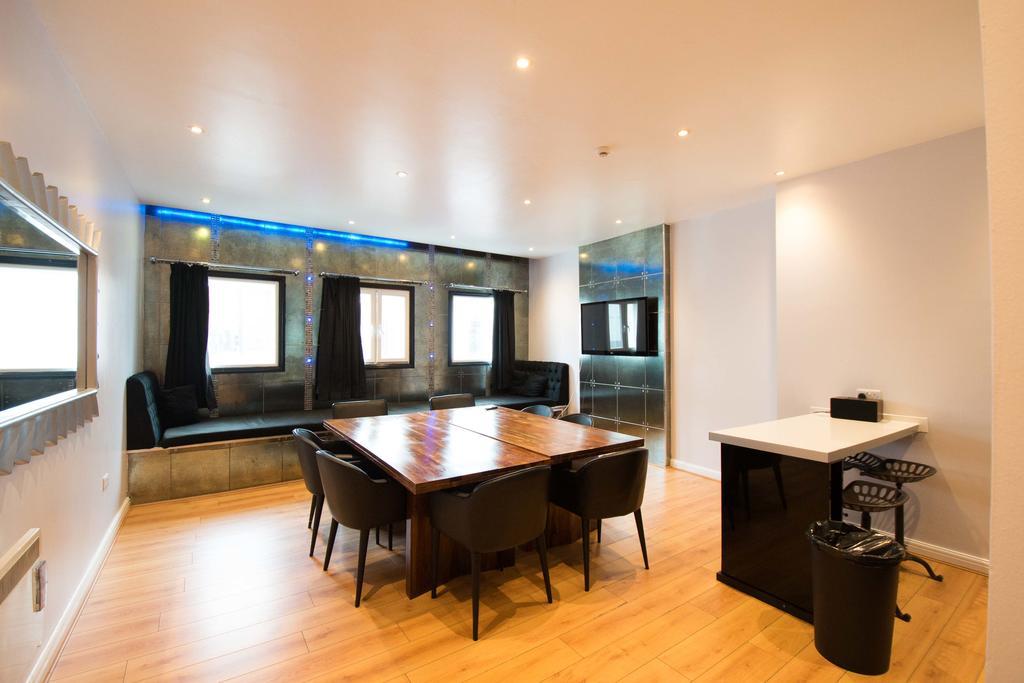 Signature Living At Matthew Street Aparthotel Liverpool Exterior photo