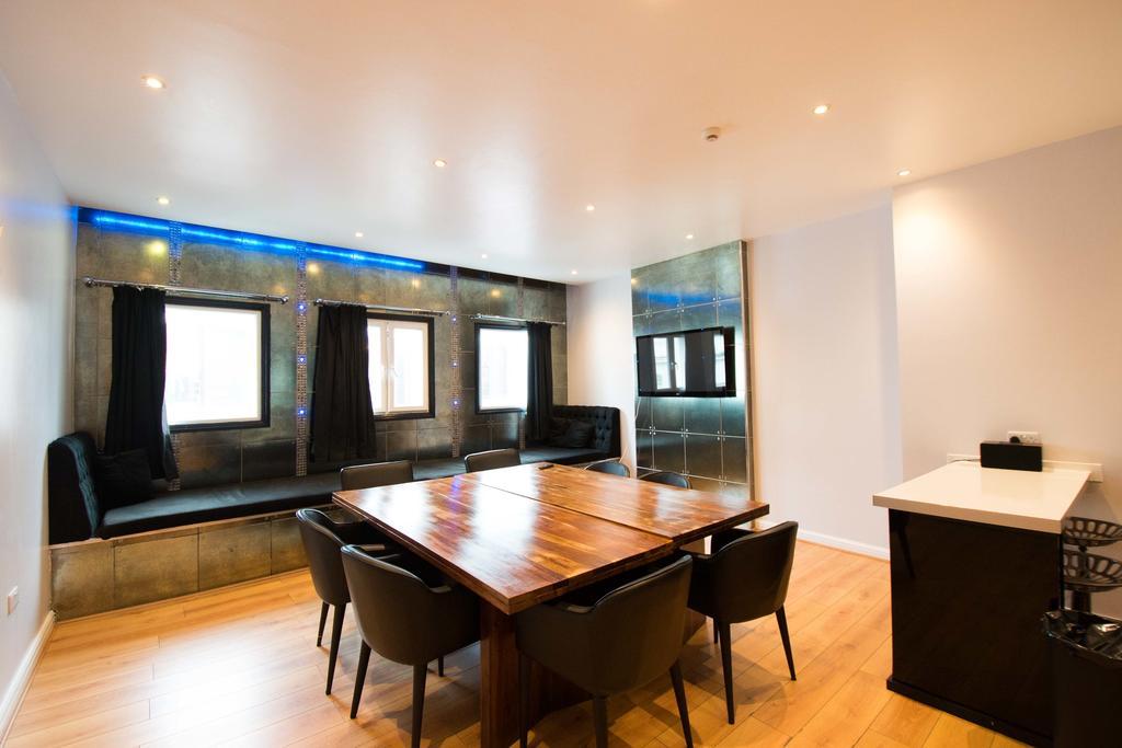 Signature Living At Matthew Street Aparthotel Liverpool Exterior photo